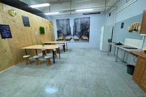 Хостел I.HOTEL Шулявский. Эконом трехместный трехместный номер 2