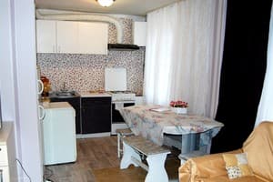 Standard Apartment on Umanskaya  1